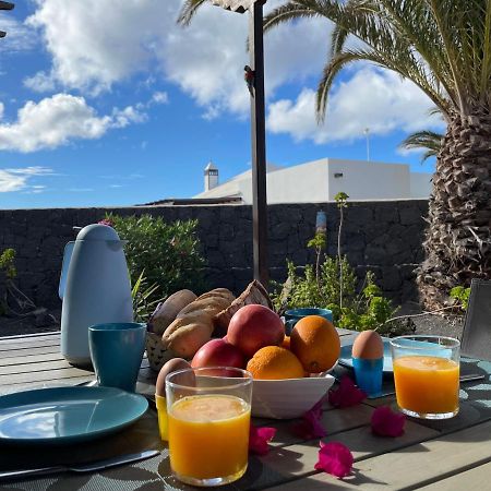 Villa Tropicana Плая Бланка Екстериор снимка