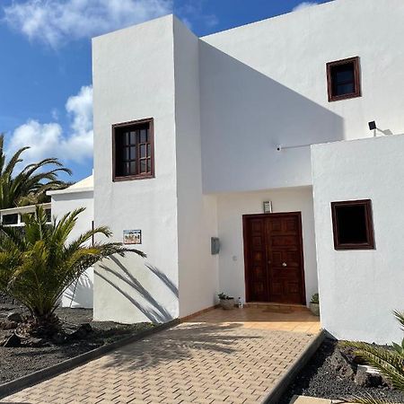 Villa Tropicana Плая Бланка Екстериор снимка