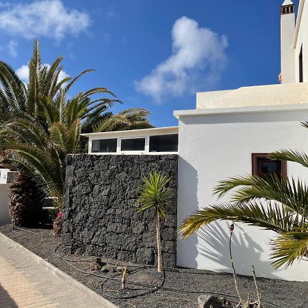Villa Tropicana Плая Бланка Екстериор снимка
