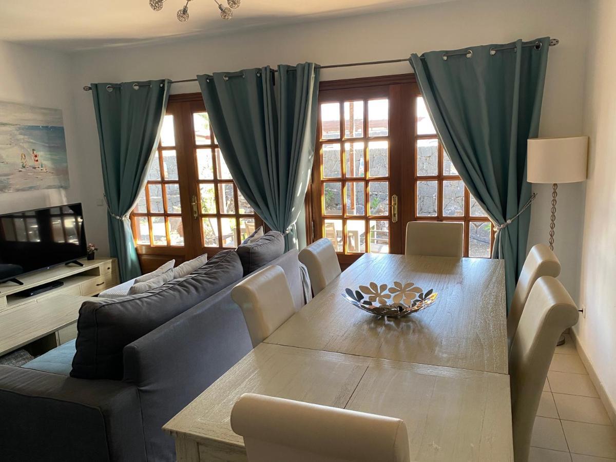Villa Tropicana Плая Бланка Екстериор снимка