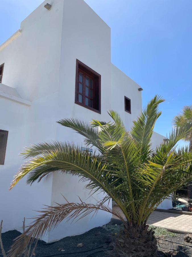 Villa Tropicana Плая Бланка Екстериор снимка